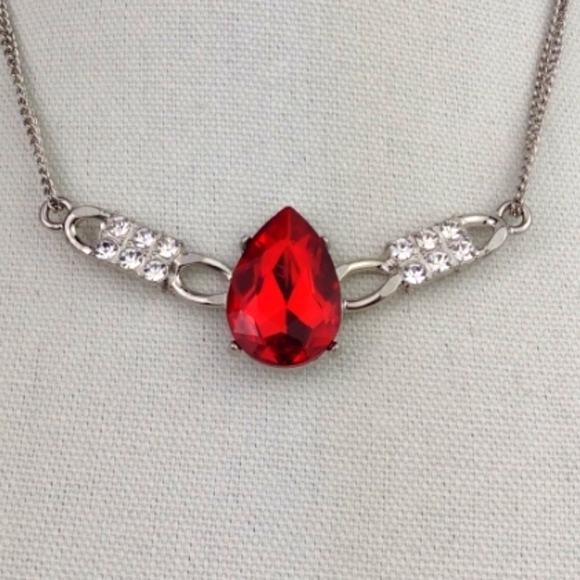 Vibrant Ruby Red Faceted Glass Jewel Rhinestone Silver Tone Choker Necklace - Picture 4 of 12